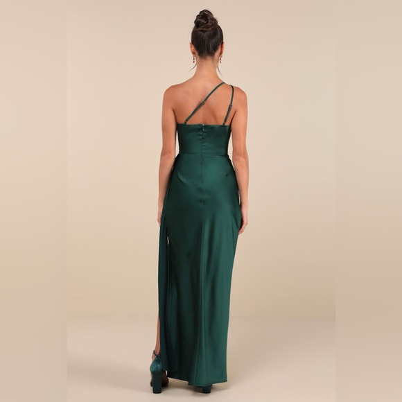 LULU’S Signature Elegance Emerald Satin One-Shoulder Maxi Dress - Picture 4 of 5
